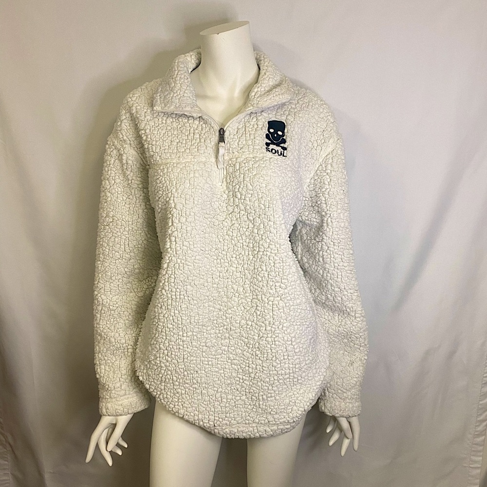 White soul cycle Sherpa